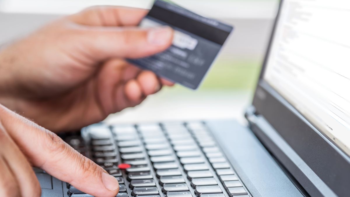 Dutch Police Dismantle €100M Fraud Ring, Save Thousands