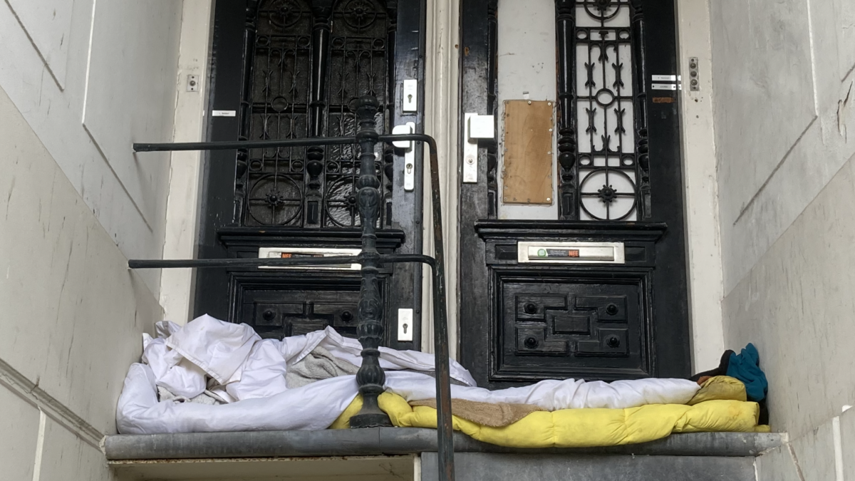 Netherlands Bans Rent Deductions from Migrant Workers' Pay
