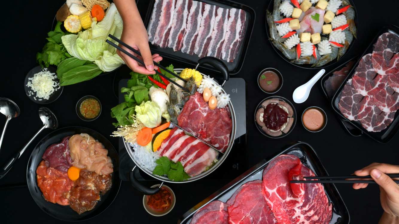 Stranger Pays $420 BBQ Tab for 27 Disabled Diners in Korea