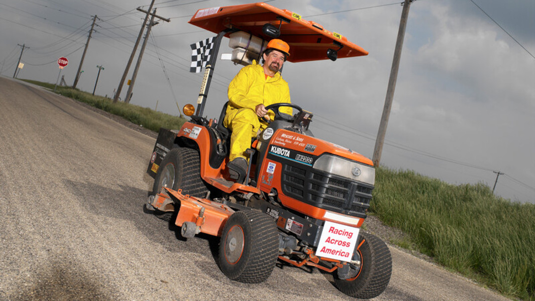 Man Rides Lawnmower 14,594 Miles Across North America