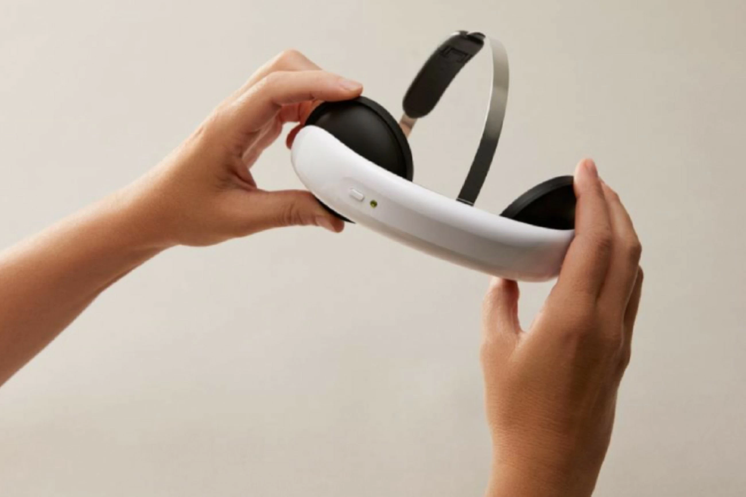 UAE Partners with Flow Neuroscience for Mental Health Tech
