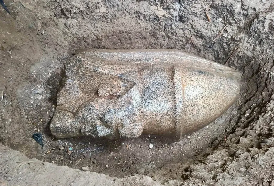 Farmer's Discovery Uncovers 8-Meter Ramses II Statues in Egypt