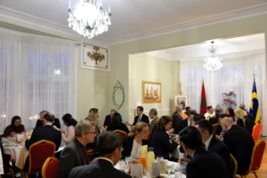 Morocco Embassy Hosts Interfaith Iftar in Stockholm - Image 2