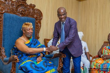 Ghana Education Minister meeting with traditional leaders at Ga Mantse Palace in Accra