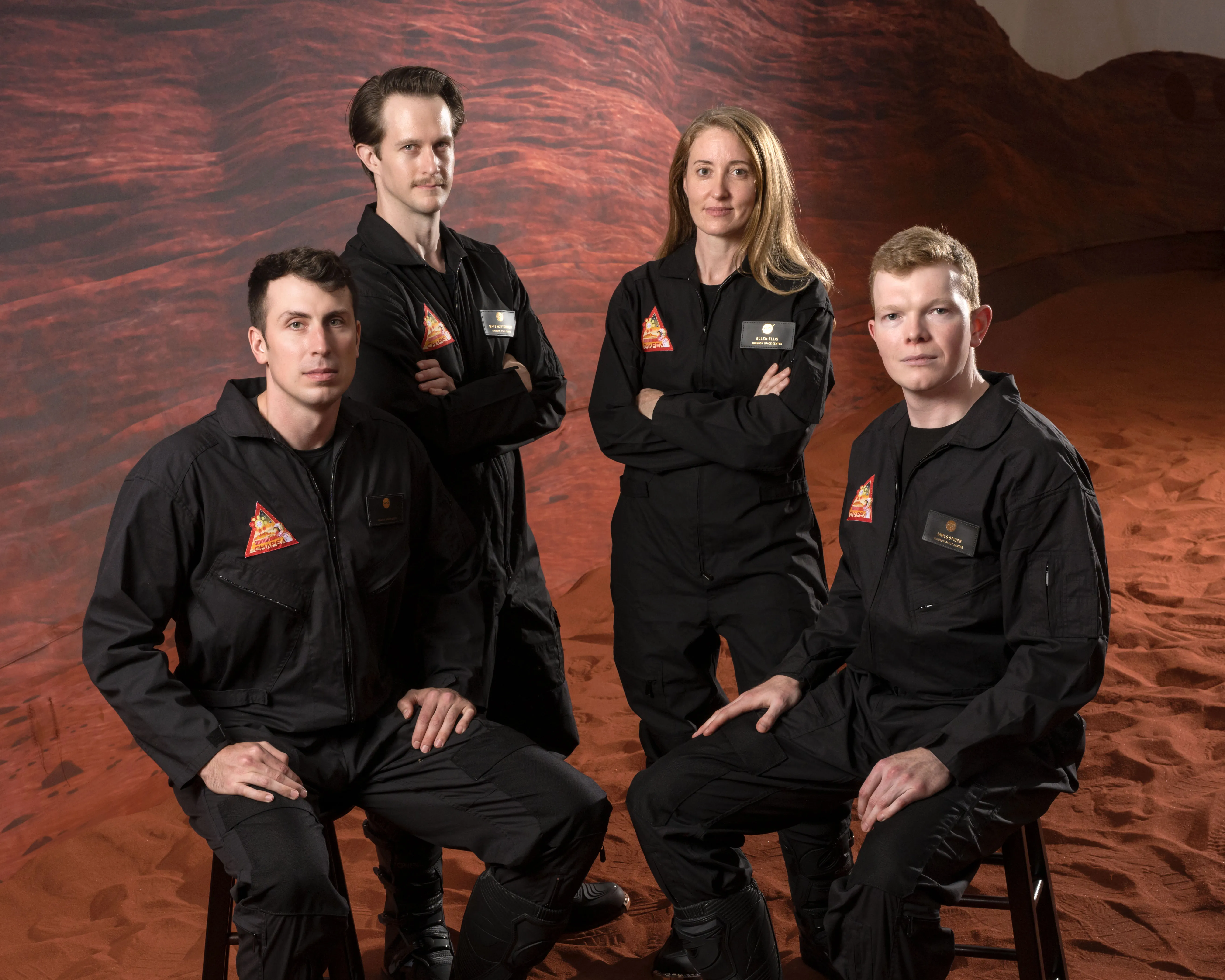 4 Volunteers Exit Year-Long Mars Simulation at NASA