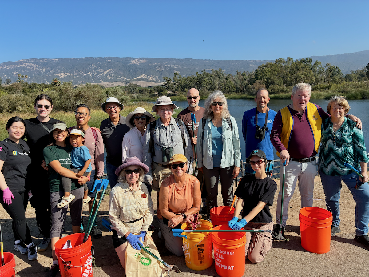 955 Volunteers Remove 5,000 Pounds of Beach Trash in One Day