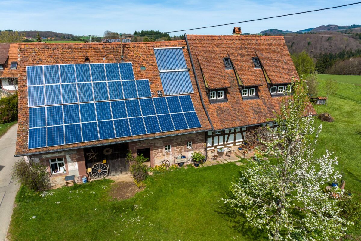 German Grid Approves Solar Panels in 5 Minutes, Not Weeks