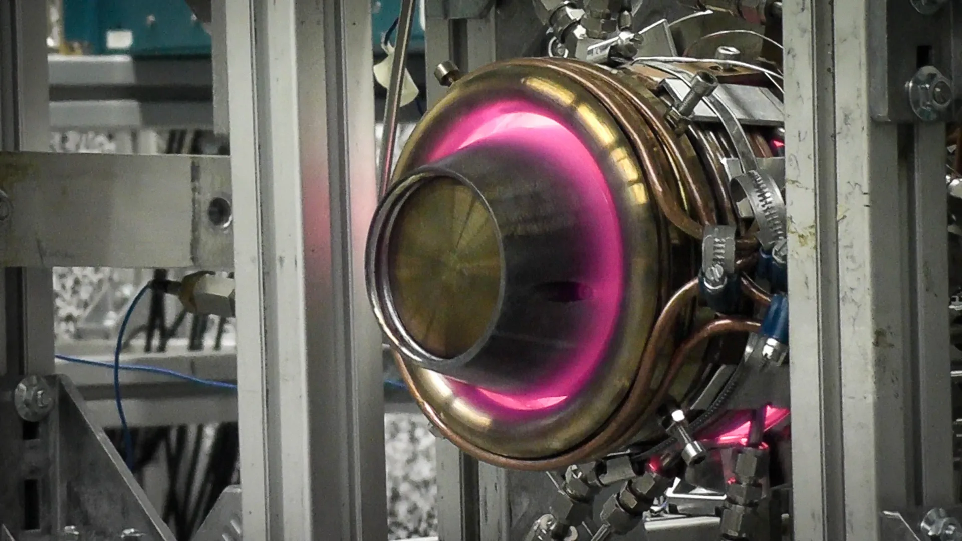 German Hydrogen Turbine Runs 5 Minutes Without Compressor