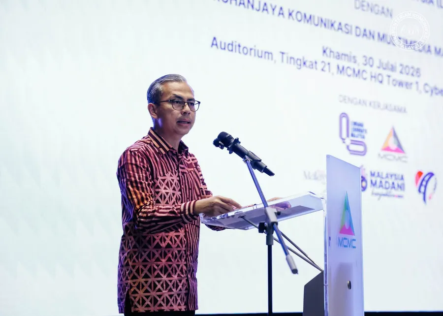 Malaysia Tests Satellite Phone Service for Remote Areas