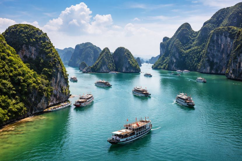 Vietnam Welcomes 6.76M Tourists Despite Travel Challenges