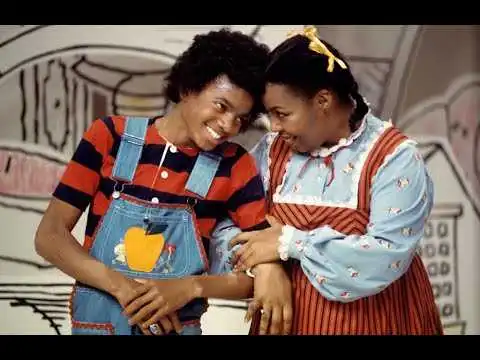 Young Michael Jackson and Roberta Flack's 1974 Duet Goes Viral