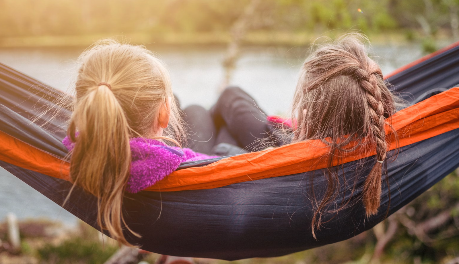 Having a Sister Makes You Happier, Science Confirms