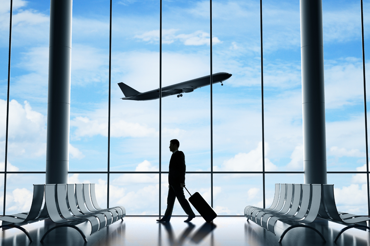 Stranded Passenger Takes Airport Mic, Makes Travelers Laugh