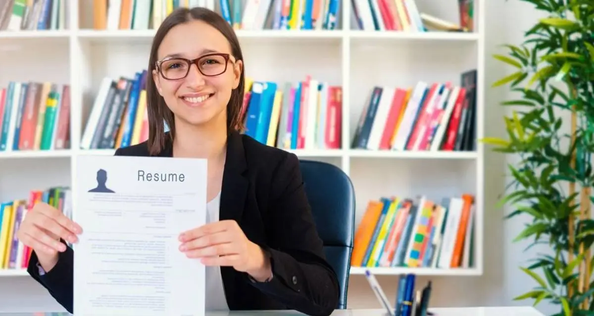 Simple Resume Gets 3X More Interest Than Fancy Designs