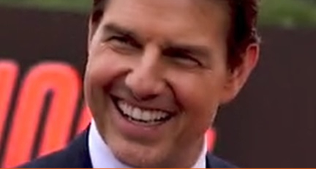 Tom Cruise Aces Movie Color Palette Game With Total Confidence