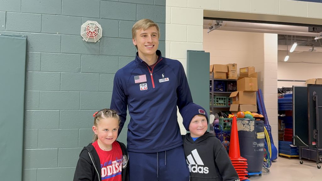 Olympic Skater Jordan Stolz Inspires 300 at Home School