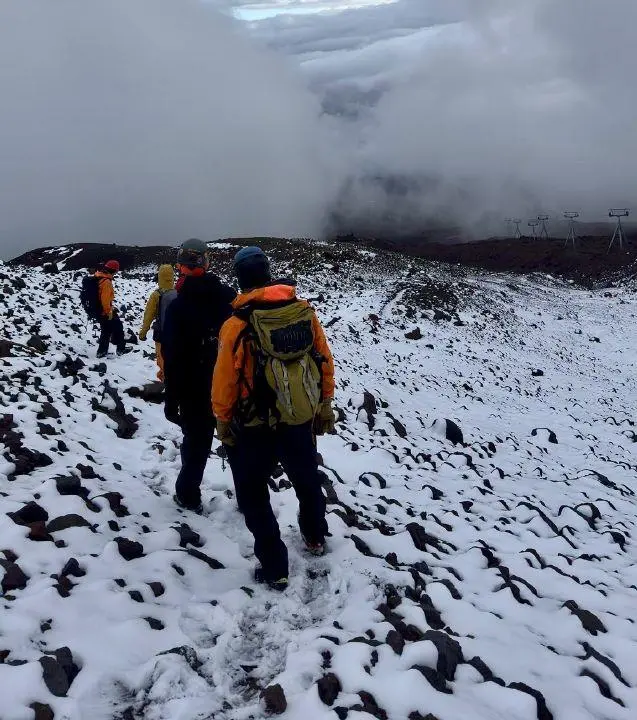Mount Hood Volunteers Rescue Lost Hiker in Storm
