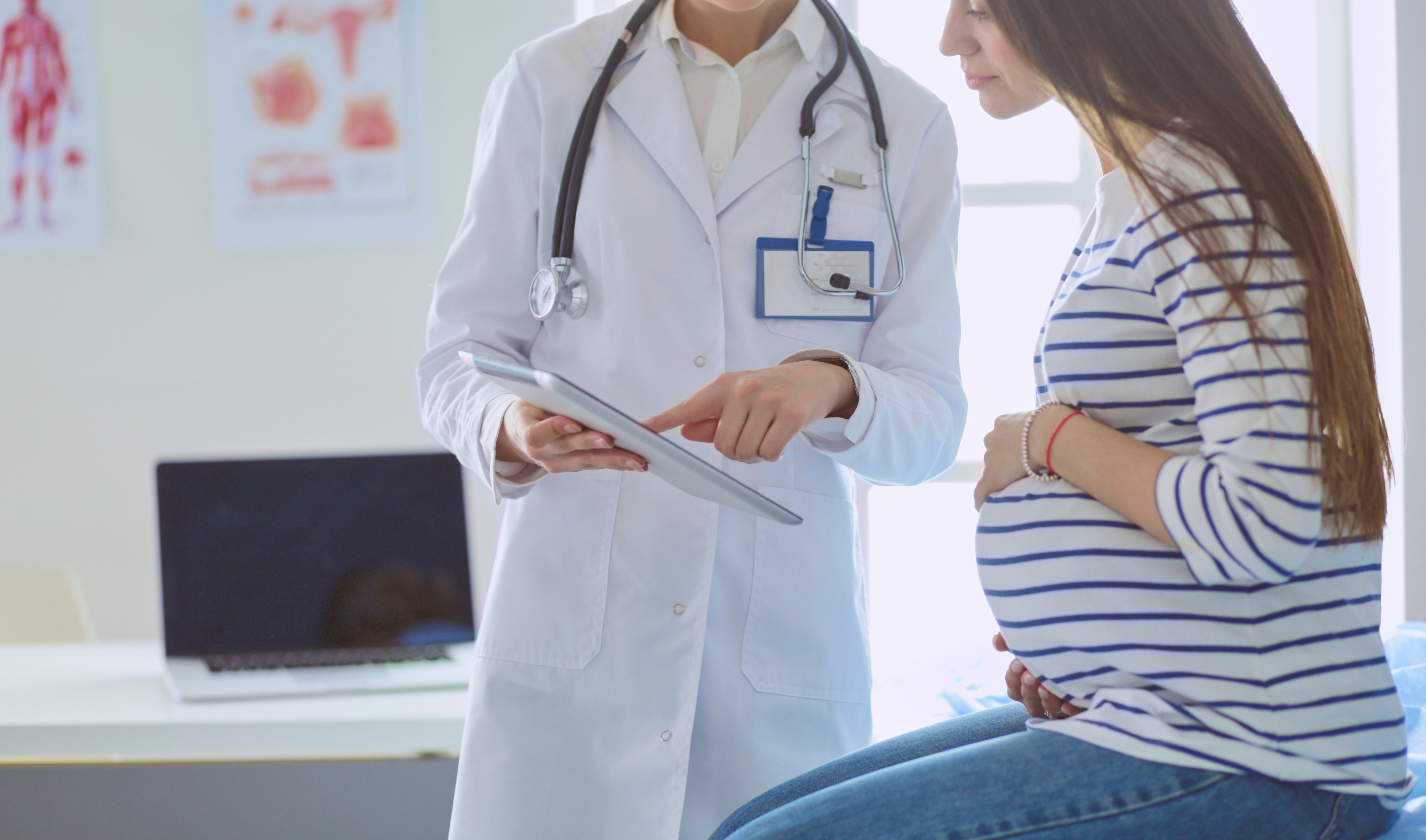 Doctors Issue First Guide to Treat Cancer During Pregnancy