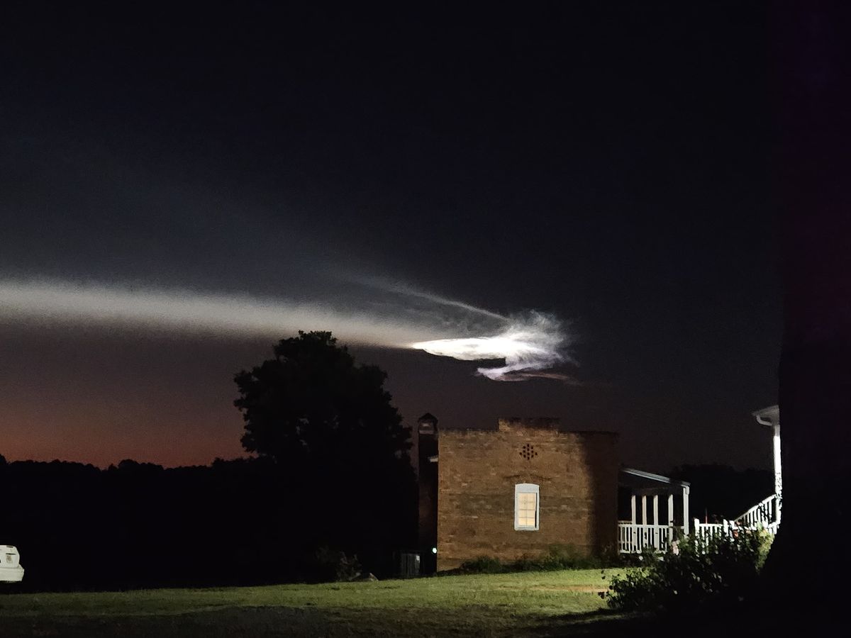 SpaceX 'Space Jellyfish' Stuns Millions on East Coast - Image 5