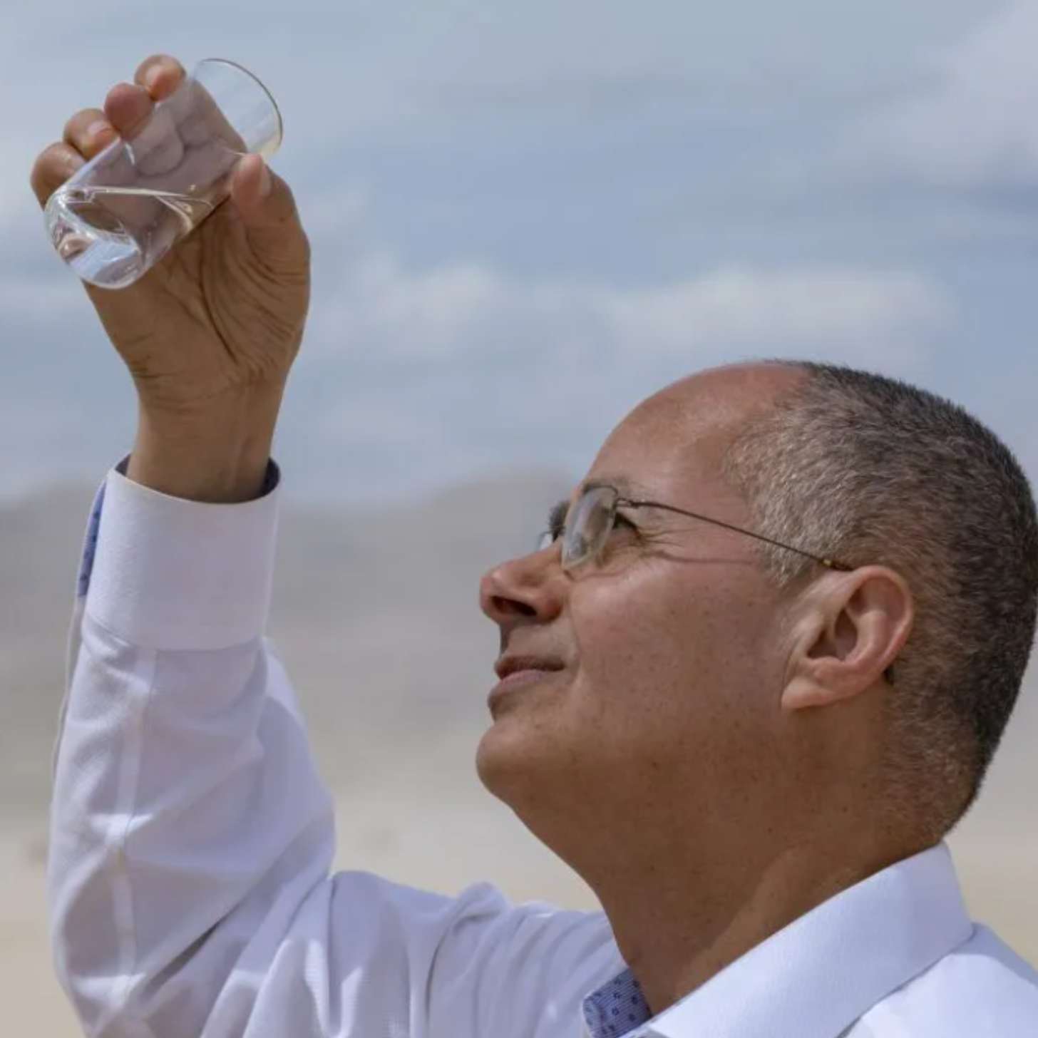 Nobel Winner's Device Makes Water From Desert Air - Image 2