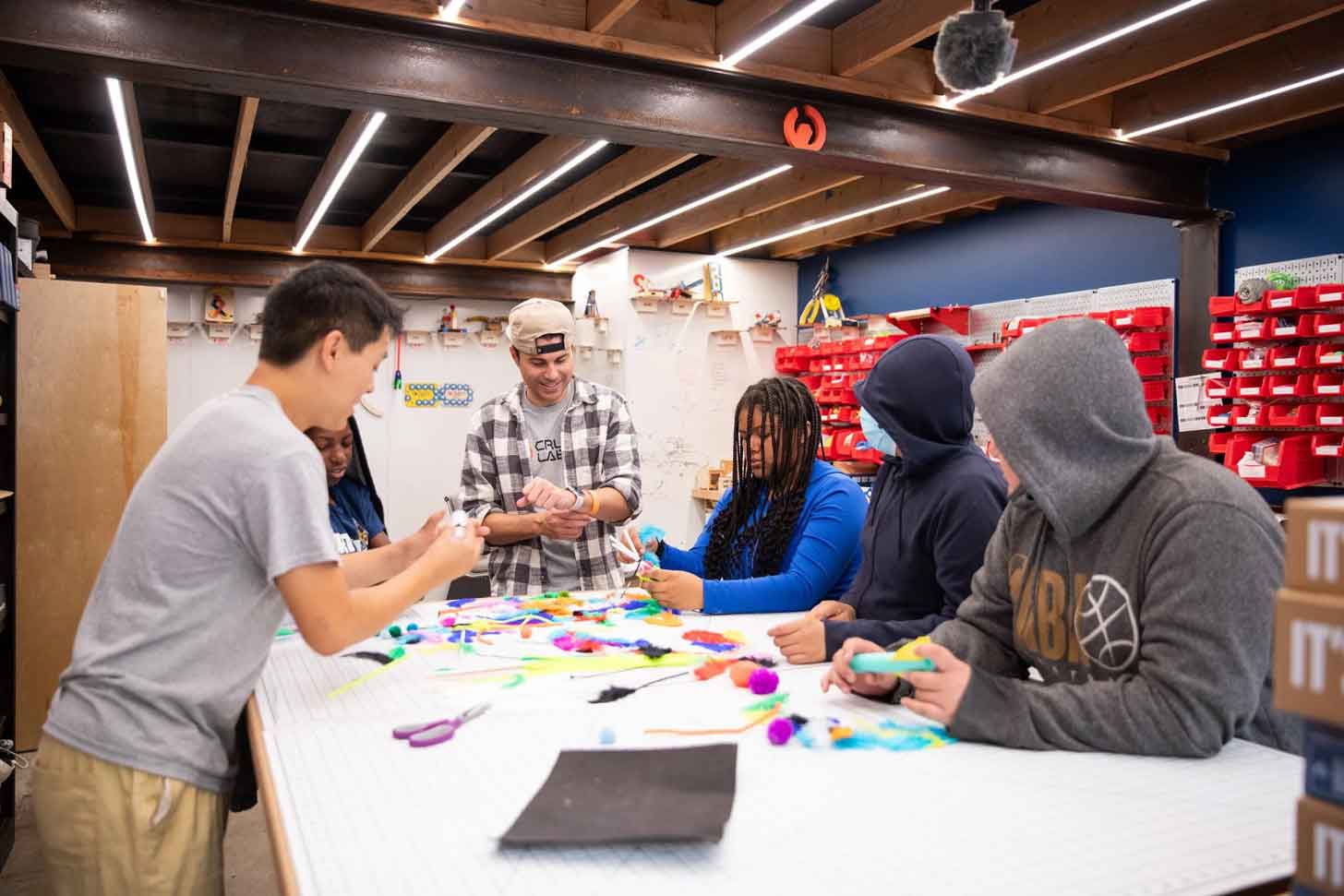 Mark Rober Gives Teachers $60M STEM Curriculum for Free - Image 3