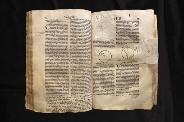 Galileo's Handwritten Notes Found in 1551 Astronomy Book - Image 2
