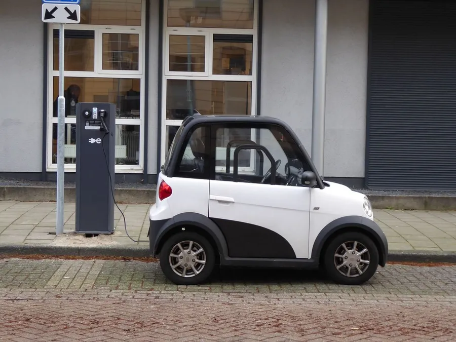 Electric Cars Save Oil Importers $20B During Energy Crisis