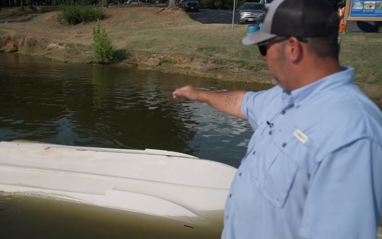Texas Firefighter Saves 3 Kids from Capsized Boat