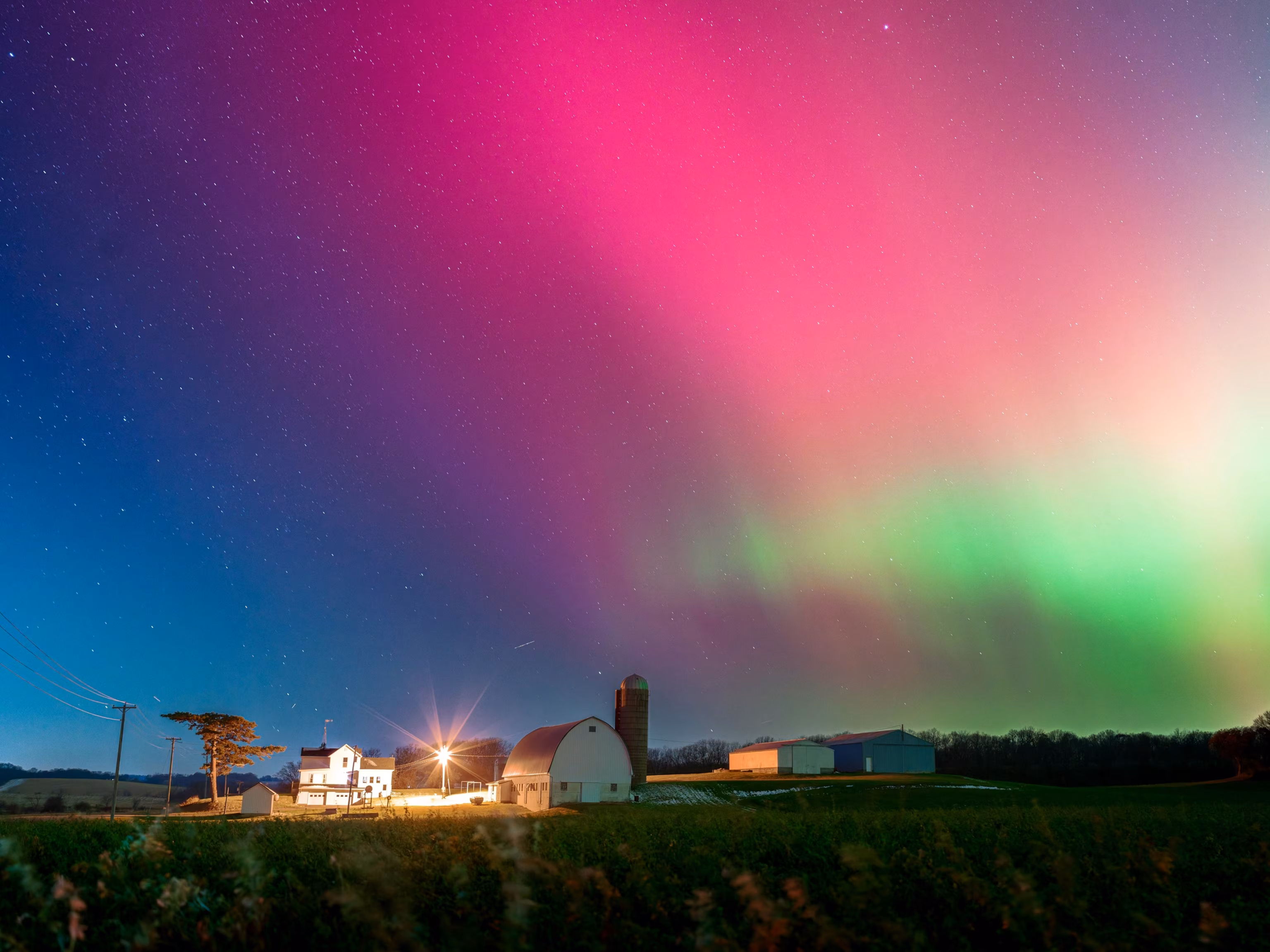 Northern Lights May Dazzle New York to Wisconsin Tonight - Image 2