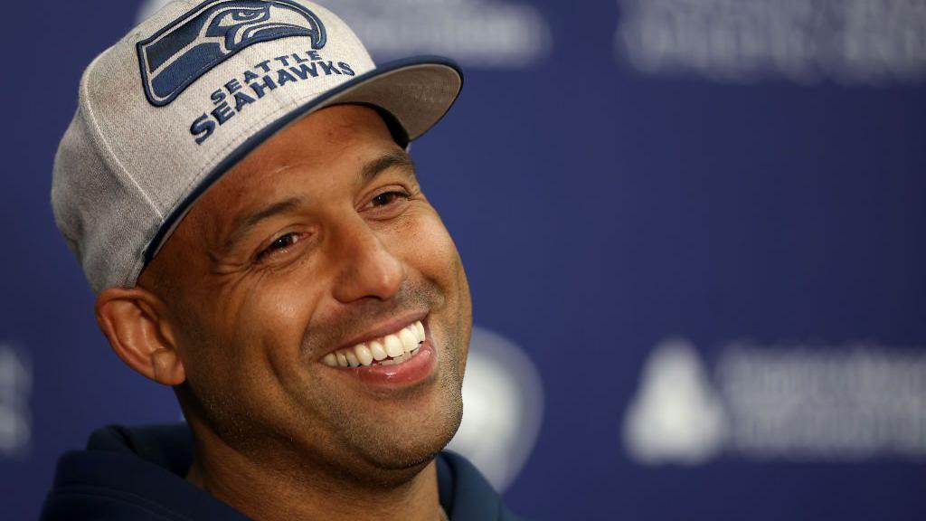 London Coach Reaches Super Bowl After Mentoring Kids - Image 2