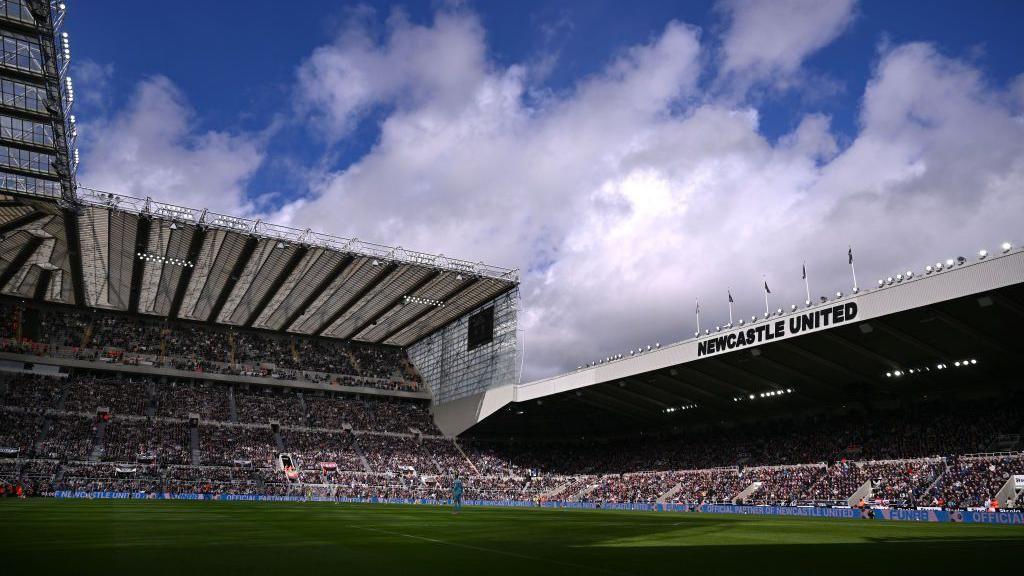 Newcastle Hold Champions PSG in Gutsy Comeback Performance - Image 3