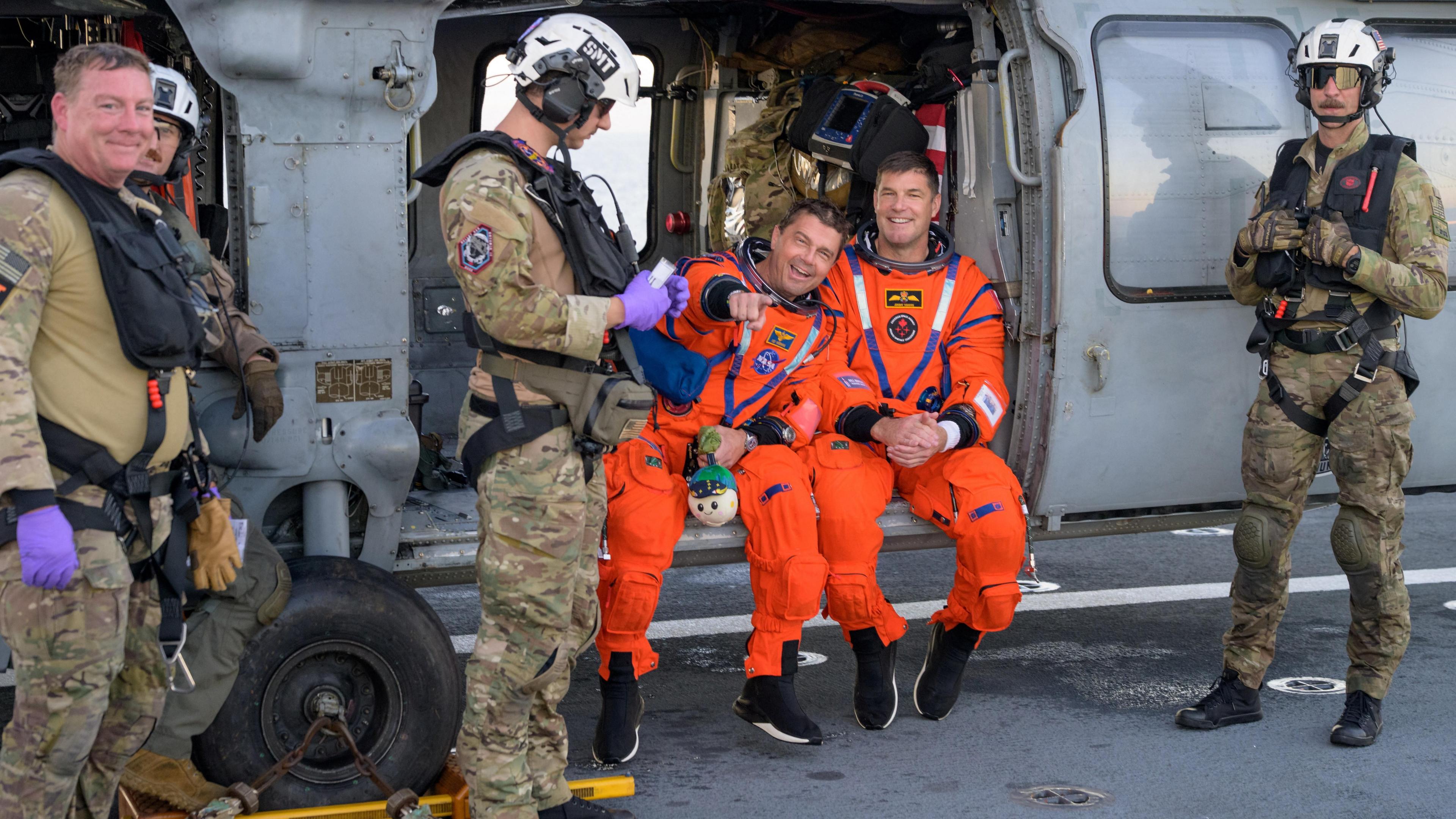 Artemis II Crew Returns After Record-Breaking Moon Mission - Image 4