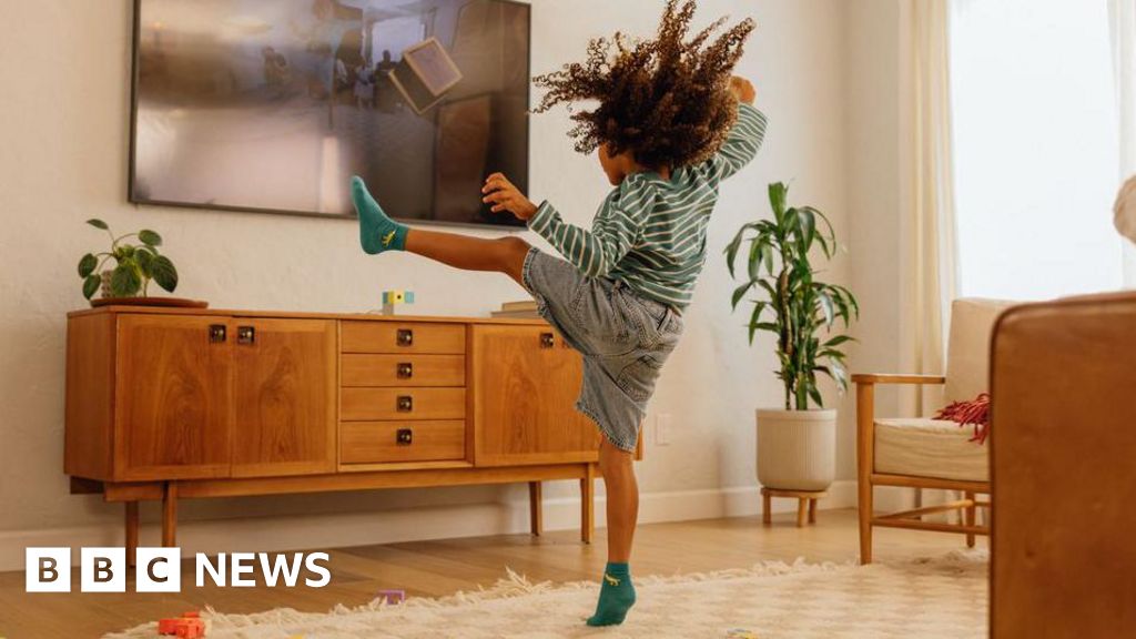 New Game Console Gets Kids Moving With AI Tracking