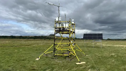 Scotland Installs Carbon Tower on Largest Saltmarsh - Image 2