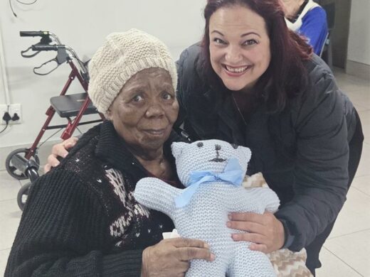 Johannesburg Knitters Bring Comfort With Handmade Gifts - Image 4