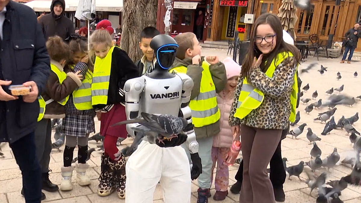 Bosnia Debuts Roby, First Humanoid Robot in Sarajevo