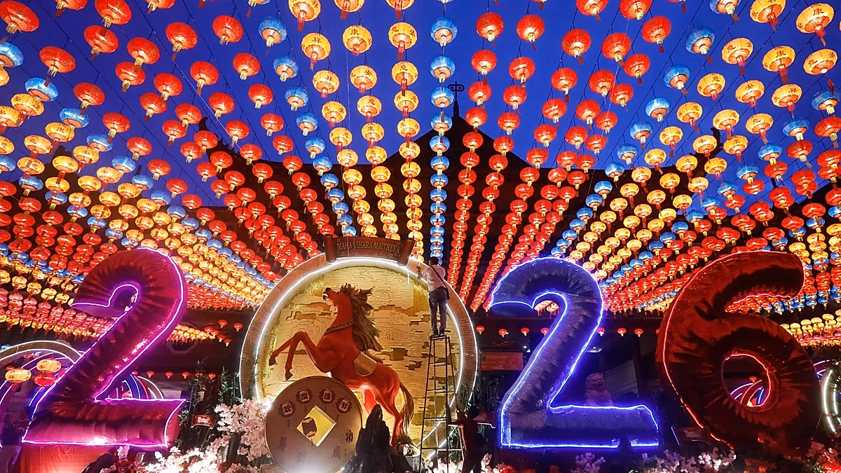 9.5 Billion Trips: Asia Celebrates Year of the Horse
