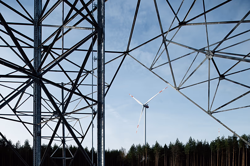 World's Tallest Wind Turbine Goes Up in Former Coal Country - Image 3