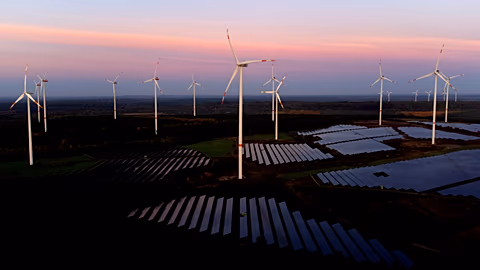 World's Tallest Wind Turbine Goes Up in Former Coal Country - Image 5