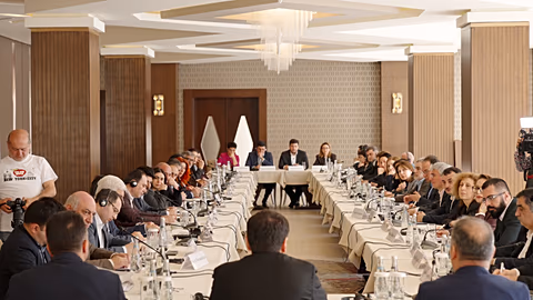 Central Asia Signs Unity Pact to Save Caspian Sea - Image 4