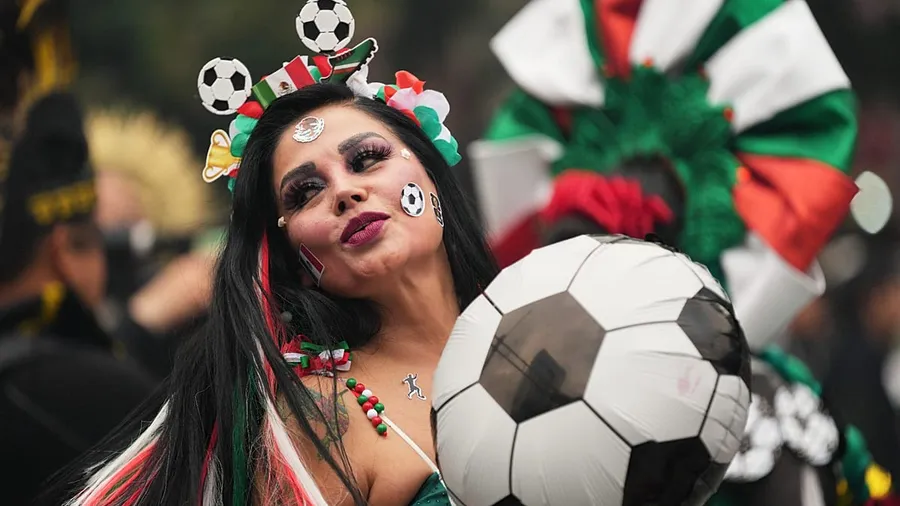 Mexico City Sets Human Wave Record Ahead of World Cup