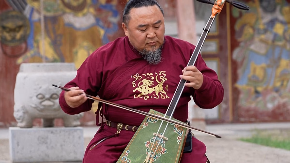 Mongolian Throat Singing Finds Millions of New Fans