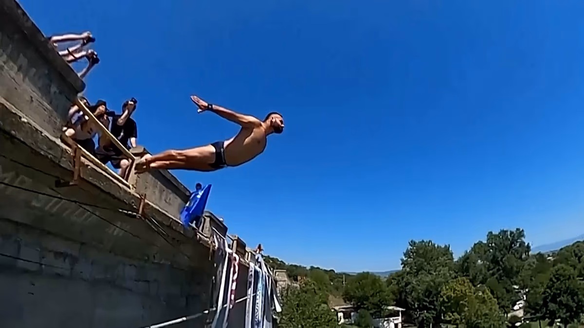 Kosovo's 72-Year-Old Bridge Diving Tradition Returns