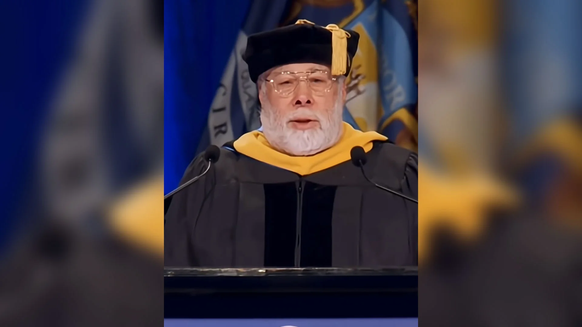 Steve Wozniak Tells Grads: You Have Actual Intelligence