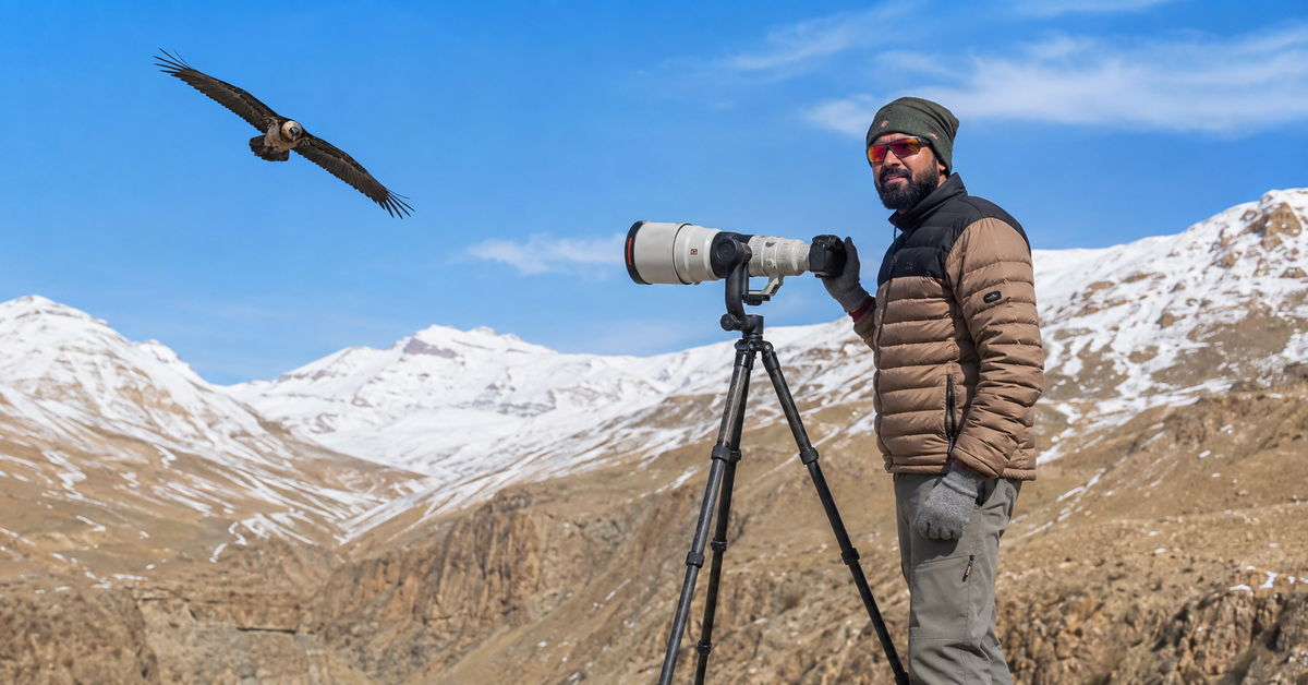 Air Force Doctor Captures All 9 of India's Rare Vultures