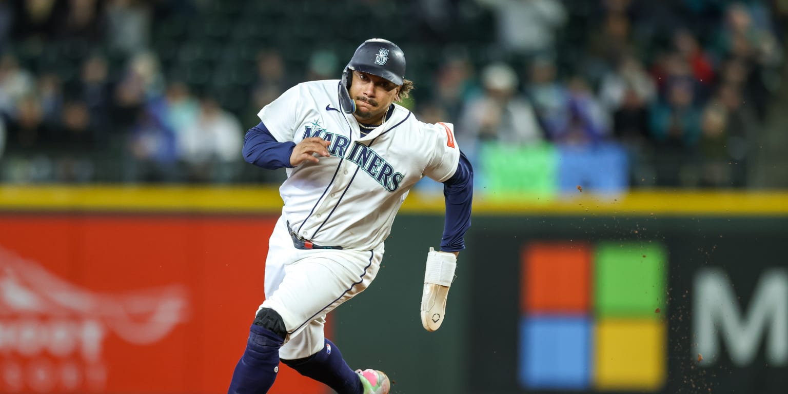 Mariners End Slump with 9th-Inning Walk-Off Win