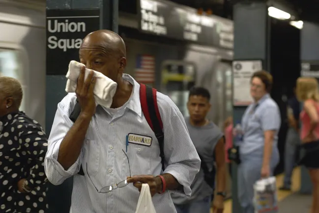 NYC Subway Heat Could Warm Buildings in Winter