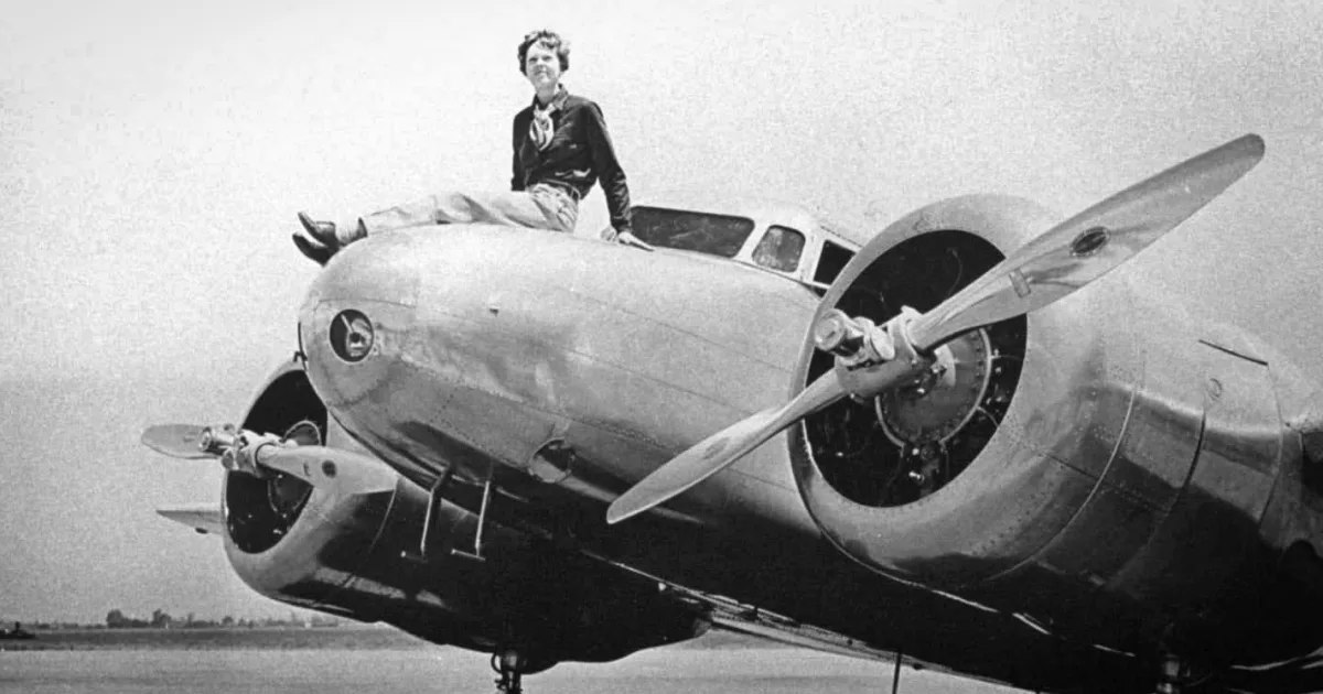 Crew Reaches Remote Island in Search for Amelia Earhart