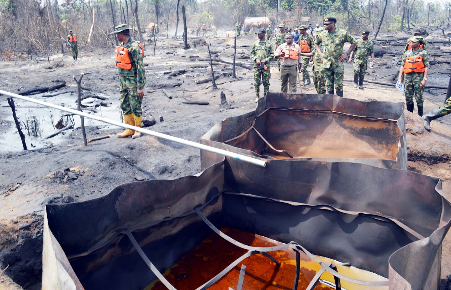Nigeria Destroys 101 Illegal Oil Sites, Arrests 219