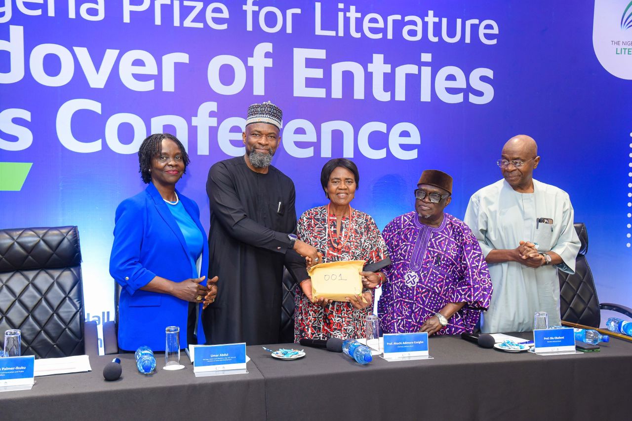 Nigeria's $100,000 Poetry Prize Gets 223 Entries